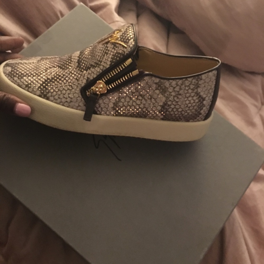 Giuseppe’s - Picture 2 of 5